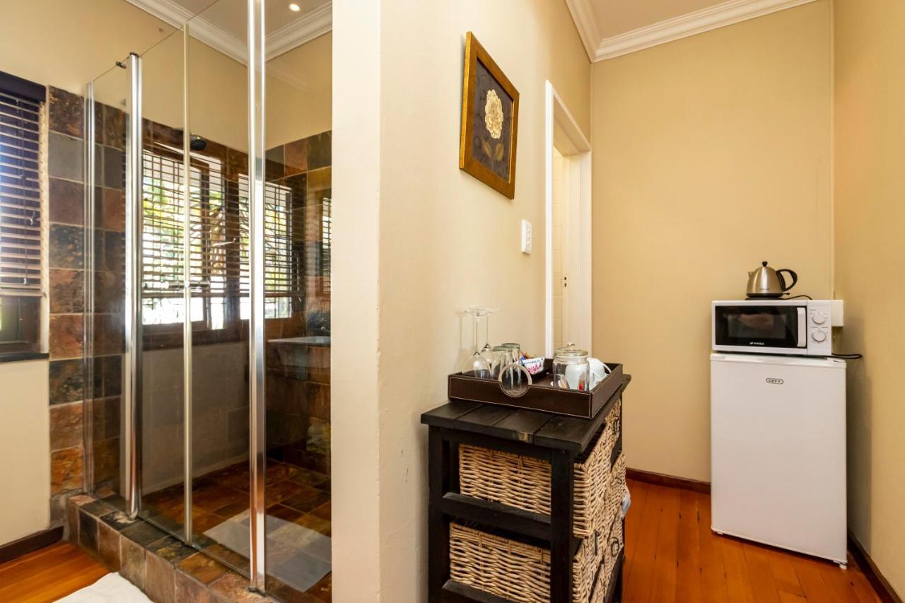 Fish Eagle Manor Bed and Breakfast East London Buitenkant foto