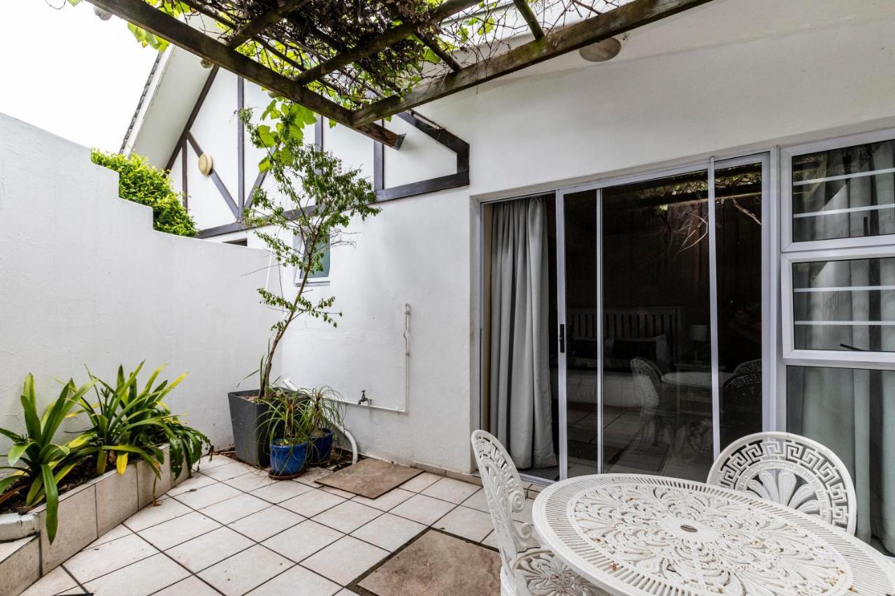Fish Eagle Manor Bed and Breakfast East London Buitenkant foto