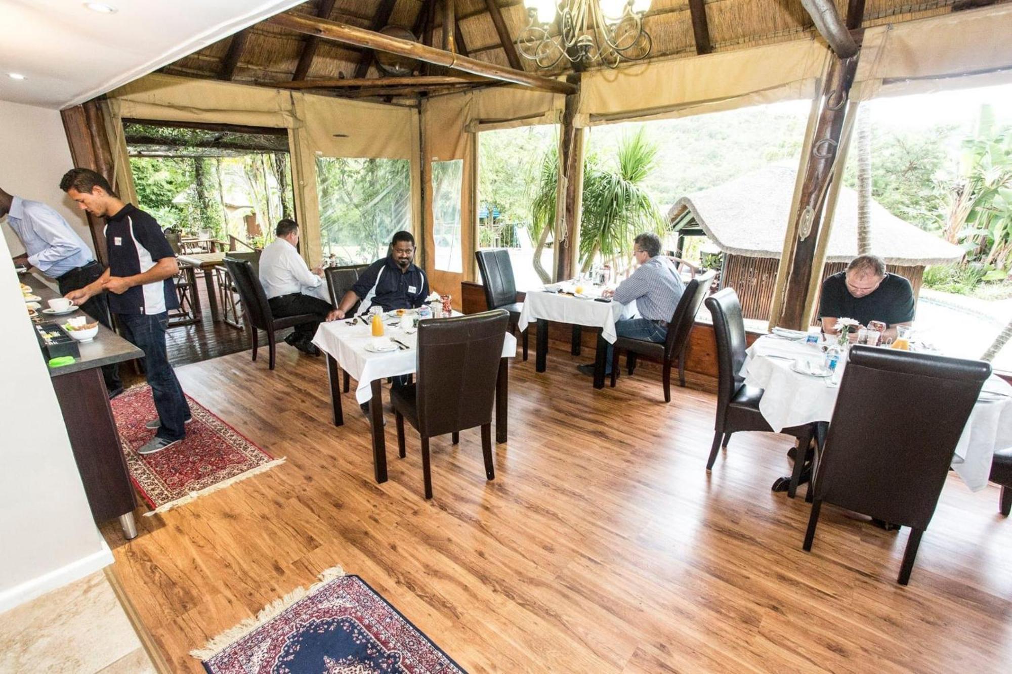 Fish Eagle Manor Bed and Breakfast East London Buitenkant foto